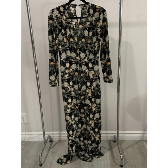 Long Sleeve Plunge Playsuit - Picture 4 of 5